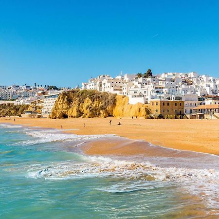 Albufeira Classic With Pool By Homing Екстериор снимка