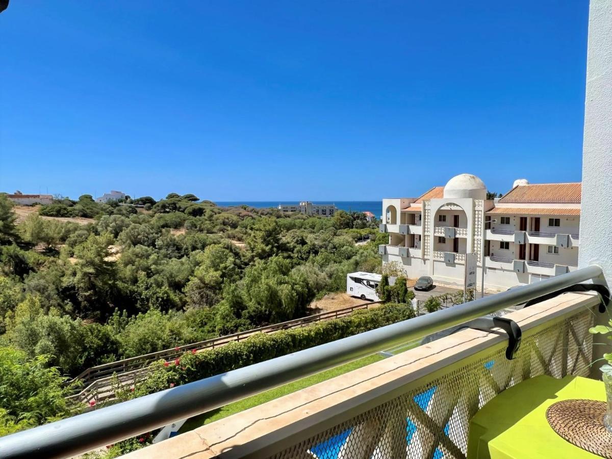 Albufeira Classic With Pool By Homing Екстериор снимка