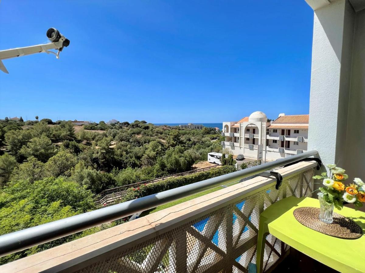 Albufeira Classic With Pool By Homing Екстериор снимка